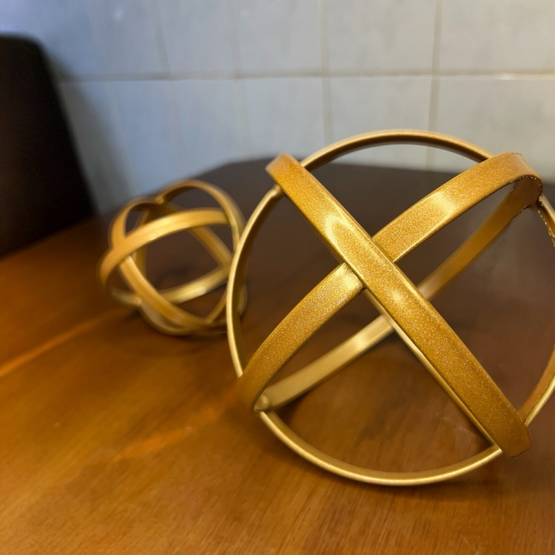 dupla de esferas para decoração de casa e festas em Oferta na Shopee