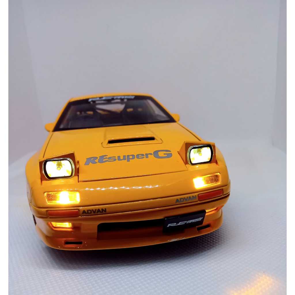 Miniatura Carrinho Metal Escala 1/24 Mazda RX7 Abre As Portas
