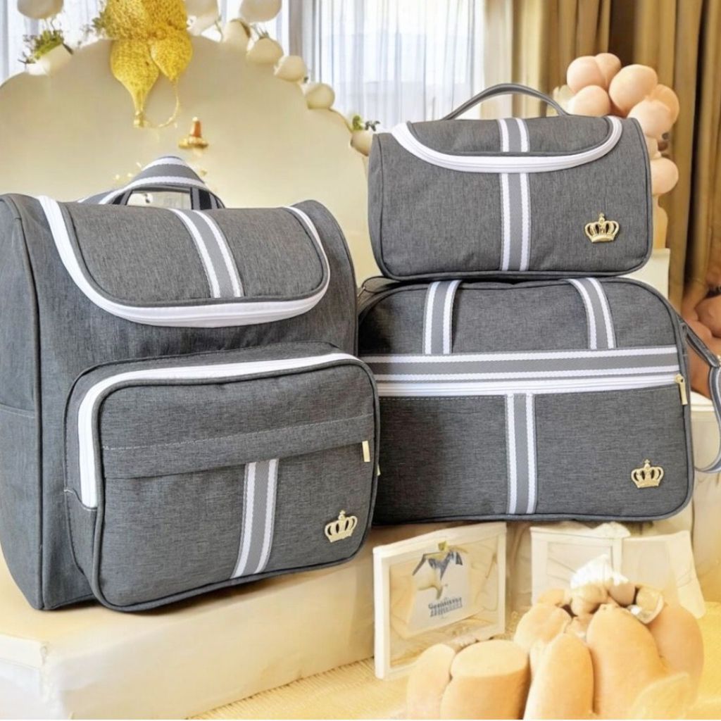 Kit Classic Cinza Bolsas Maternidade Mochila, Bolsa Saída e necessaire. em Oferta na Shopee