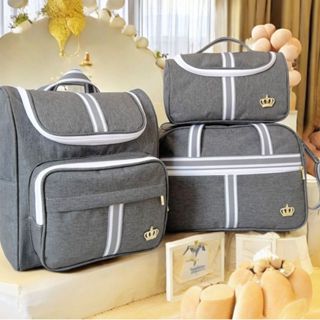 Kit Classic Cinza Bolsas Maternidade Mochila, Bolsa Saída e necessaire. em Oferta na Shopee