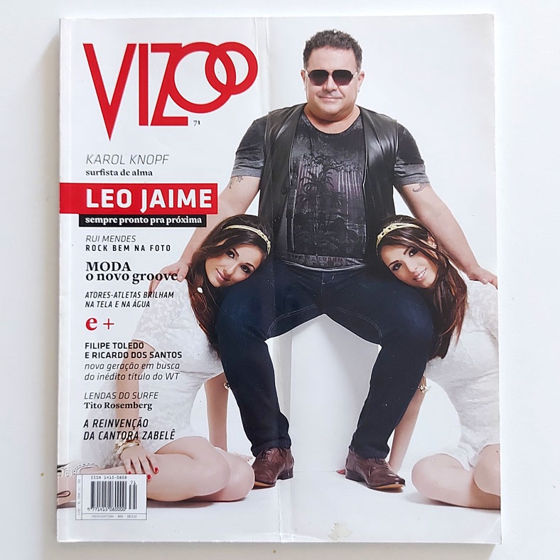 Revista Vizoo N71 2011 Léo Jaime Rui Mendes Karol Knopf Filipe Toledo Ricardo Santos Surfe Tito Rosemberg Cauã Reymond