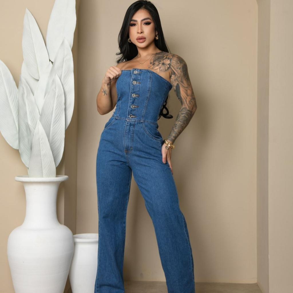 Macacão Jeans Feminino Tomara Que Caia com Lastex nas Costas