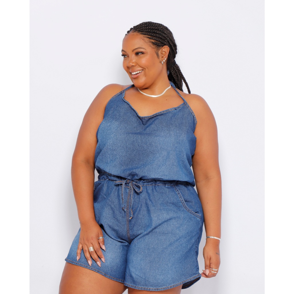 Macaquinho Jeans Feminino com Bolso Plus Size — imagem 2 de 2
