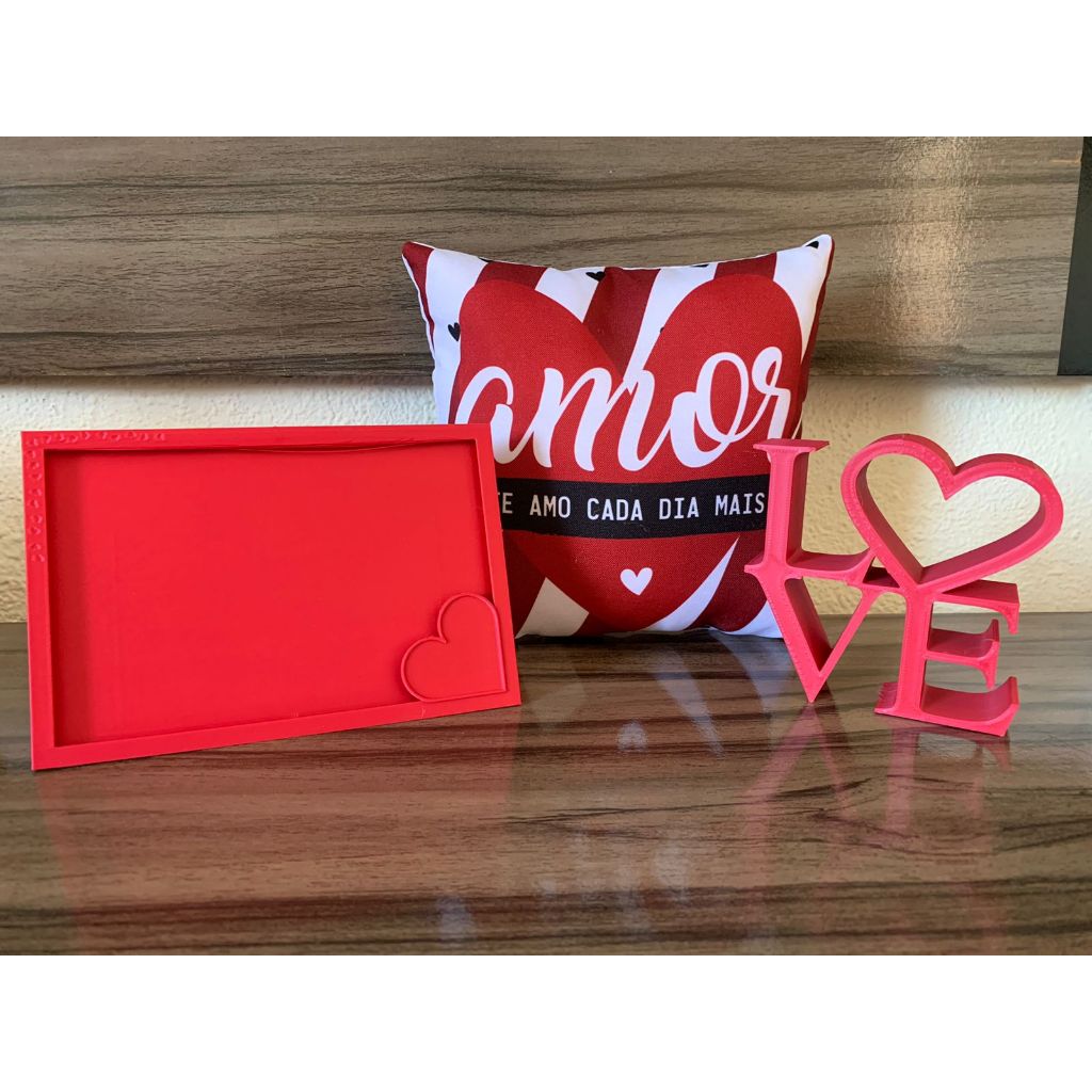 Kit Presente Dia Dos Namorados-Porta Retrato, Letreiro Love e Almofada Decorativa