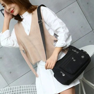 Bolsa  Nylon Ombro Causal Nylon Multicamadas de Qualidade para seu estilo Ref: b112 em Oferta na Shopee