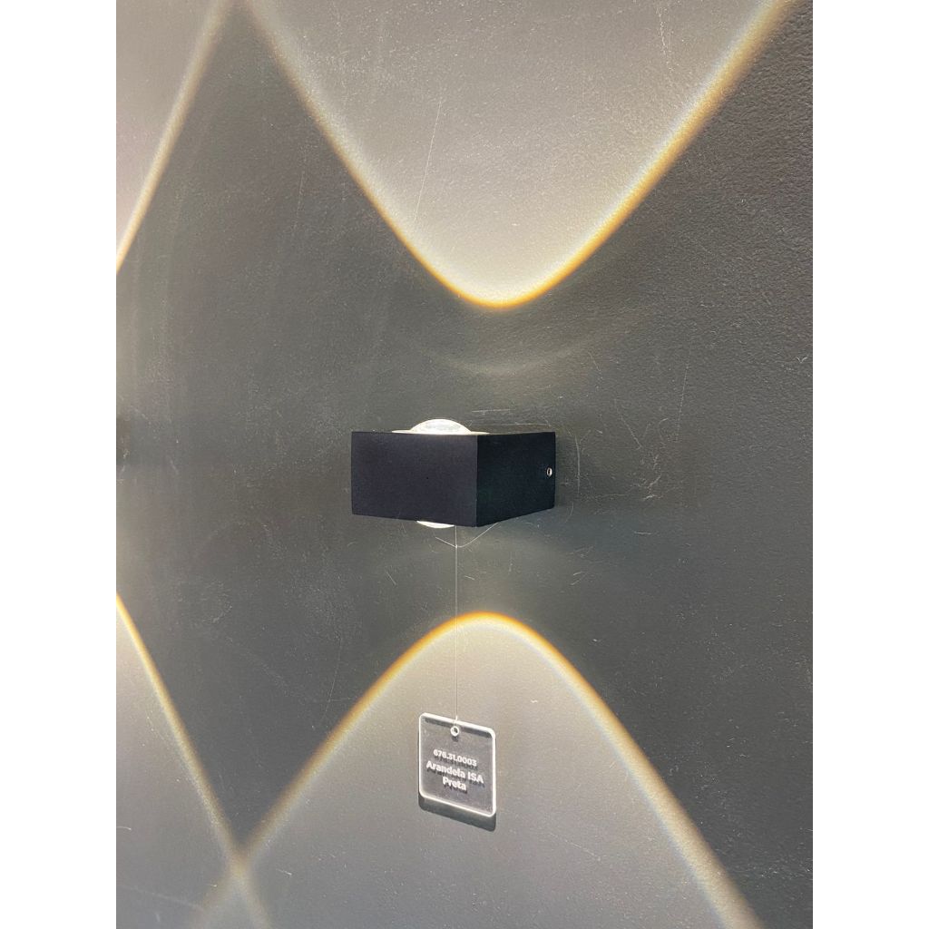 ARANDELA ISA PRETA LED SOBREPOR 6W 3000K 2 FACHOS AUTOVOLT