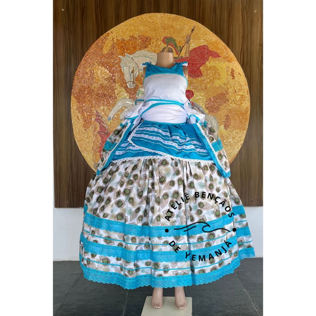Conj. Azul com Branco com estampa de pavão (Saiote + 2 bandas + 3 laços) - Run Oxóssi, Logunedé