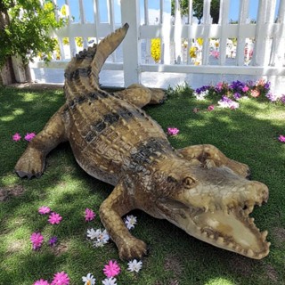 Estatueta Crocodilo Jacaré Estatua Enfeite Decorativo Em Resina 61cm em Oferta na Shopee