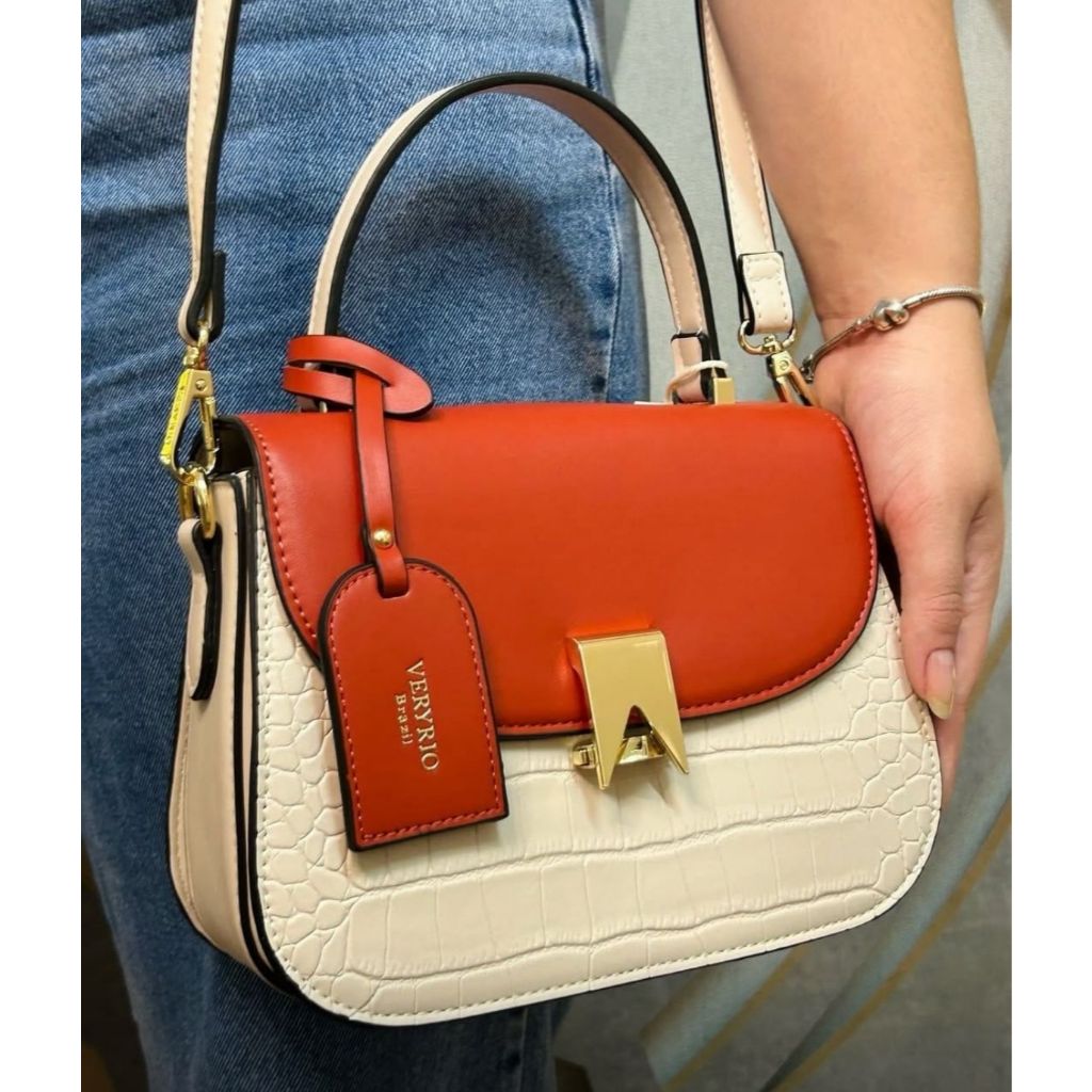Bolsa Feminina Veryrio Tiracolo Tamanho Médio Elegante Couro Croco Fecho em Click Alça de Mão e Transversal