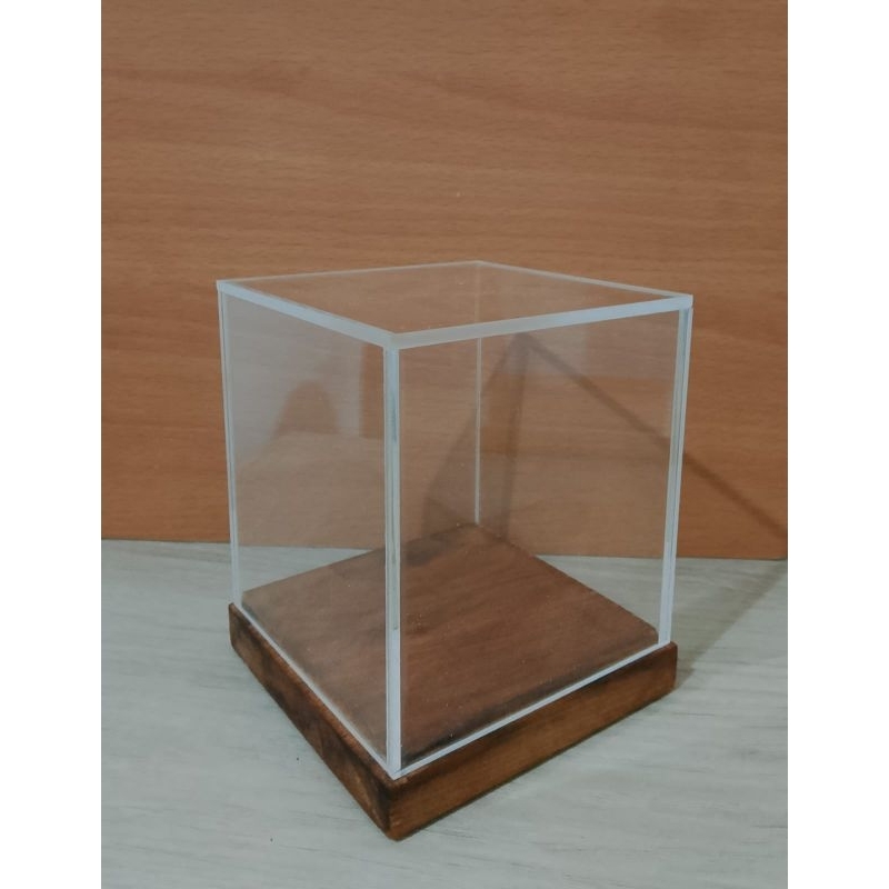 Cúpula Acrílico Base Madeira: Onde Comprar | BuscaProdutos