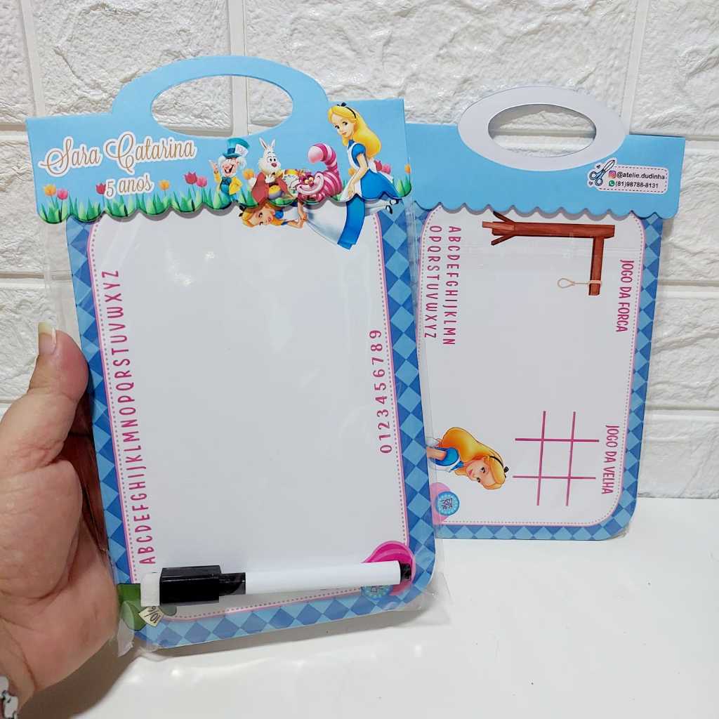 Lembrancinha ALICE NO PAÍS DAS MARAVILHAS, Lousa Mágica 3 em 1, festa infantil, aniversário, decoração, personalizados