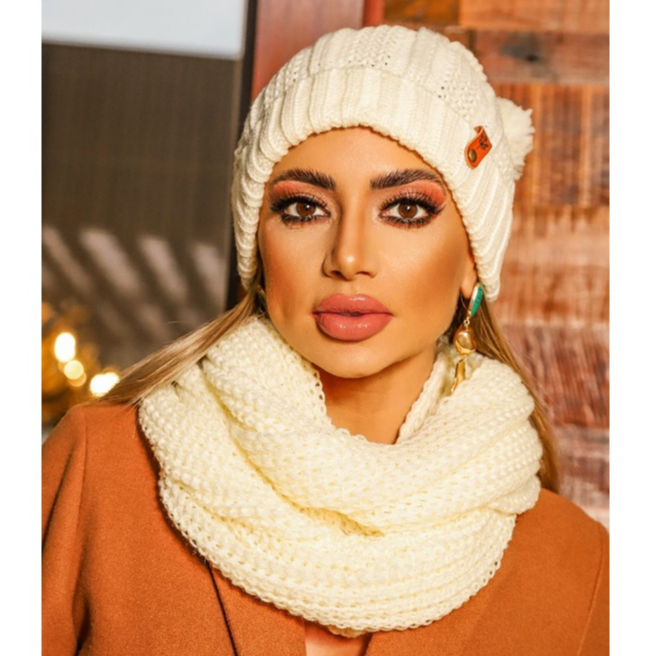 Conjunto Gorro Touca + Gola Cachecol Infinito Tricot Lã  Macio Tendência Inverno Moda 2023