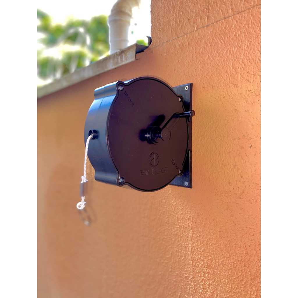 Varal Retrátil Recolhivel de Parede com 30 metros de varal - Uso interno e Externo