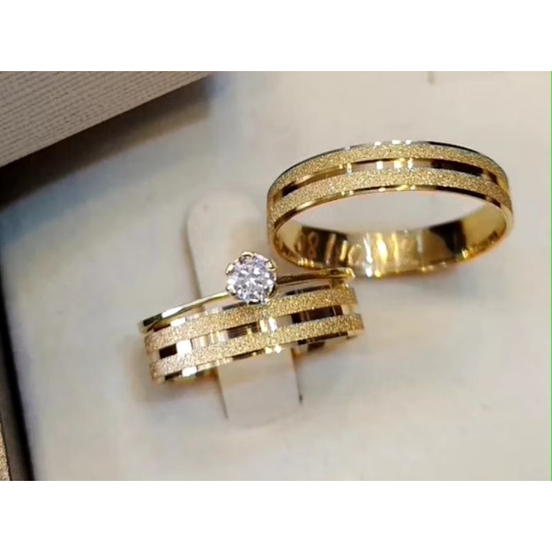 PAR DE ALIANÇA TUNGSTÊNIO BANHO DE OURO 18K 6MM CASAMENTO / NAMORO