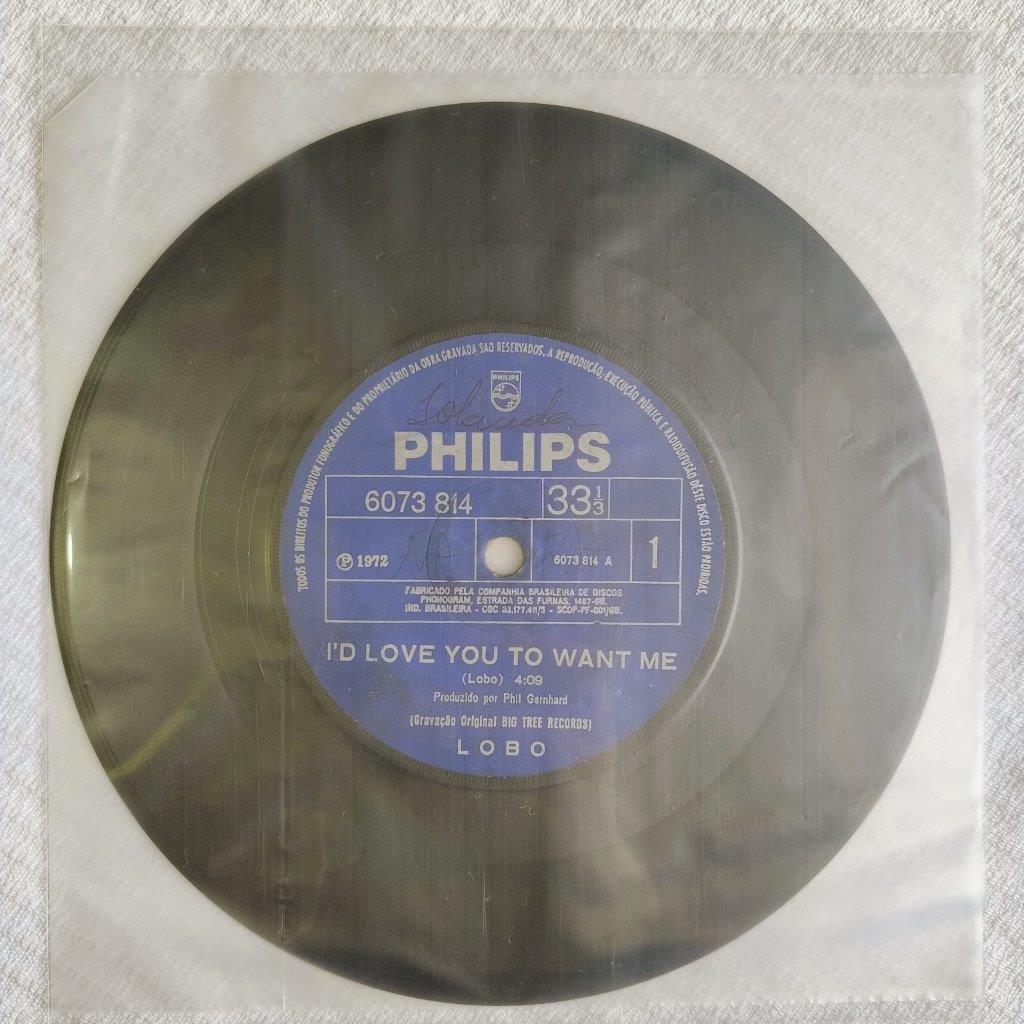 Compacto: Lobo -  I'd Love You To Want Me / Am I True To Myself