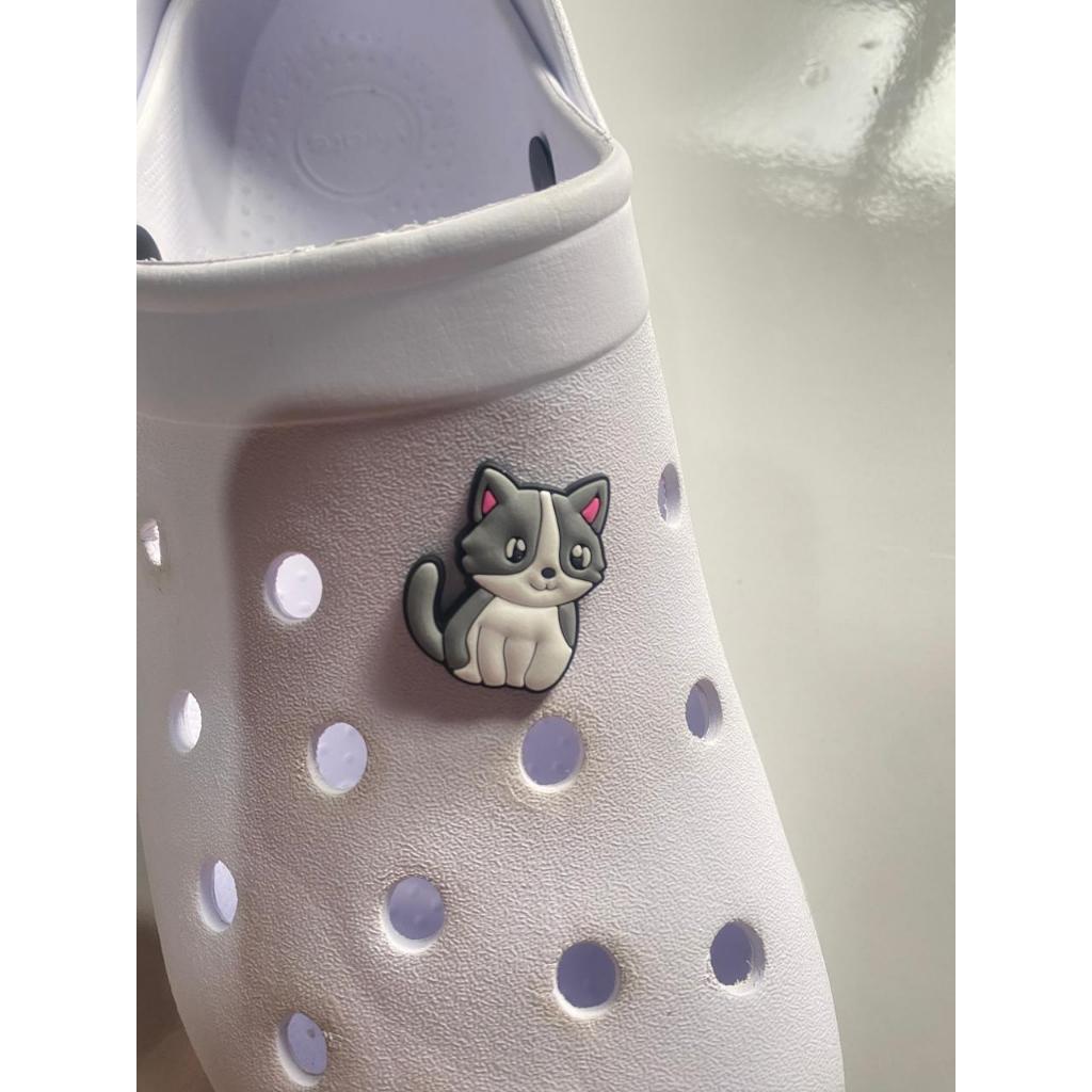 1 Pins/Bottons Emborrachados Para Babuche - Gatinho Cinza em Oferta na Shopee