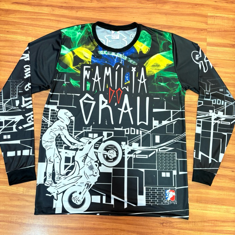 Camisa Família do Grau Manga Comprida Longa Brasil Favela 244 Grau é Arte