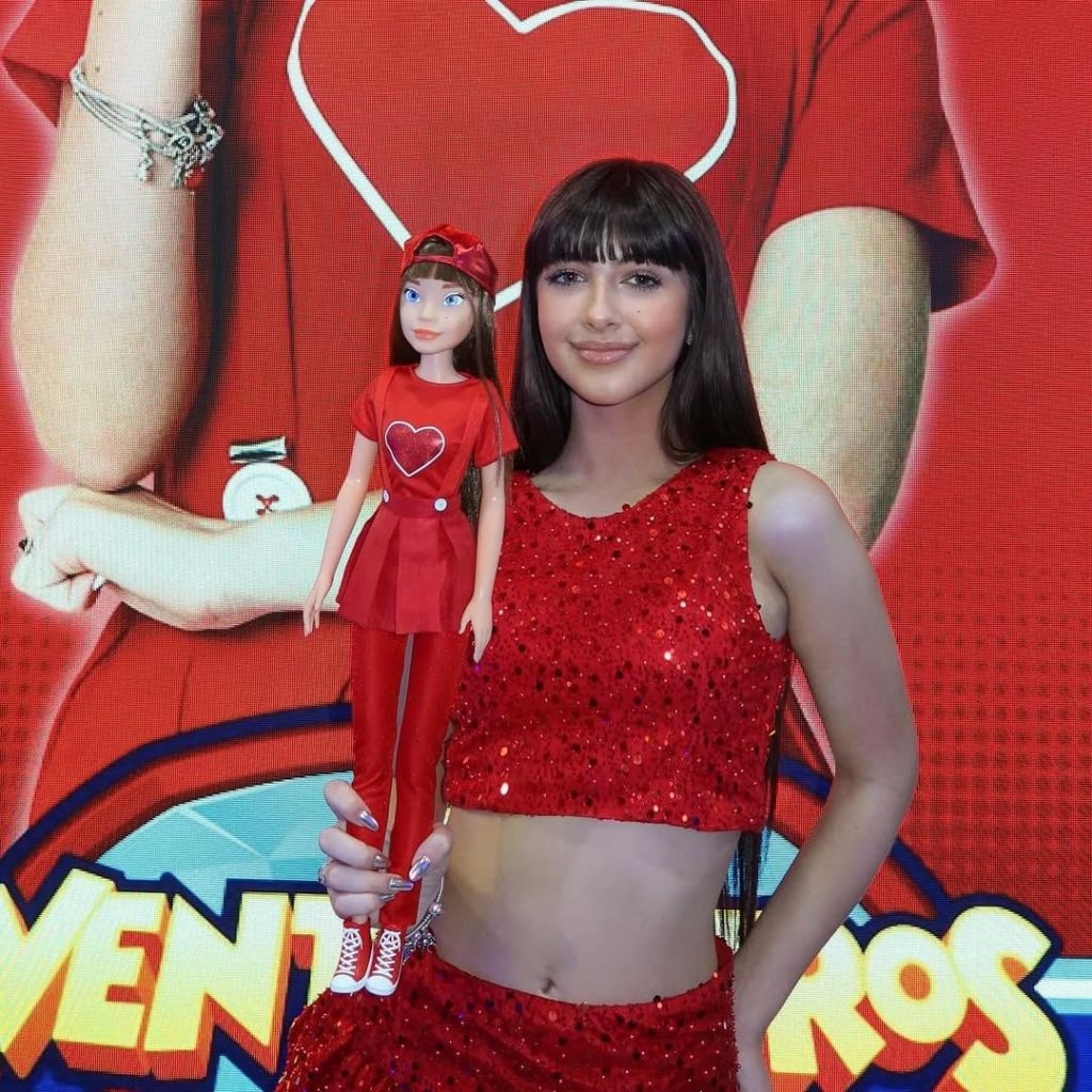 Boneca Gi Aventureira 55cm Original Babybrink