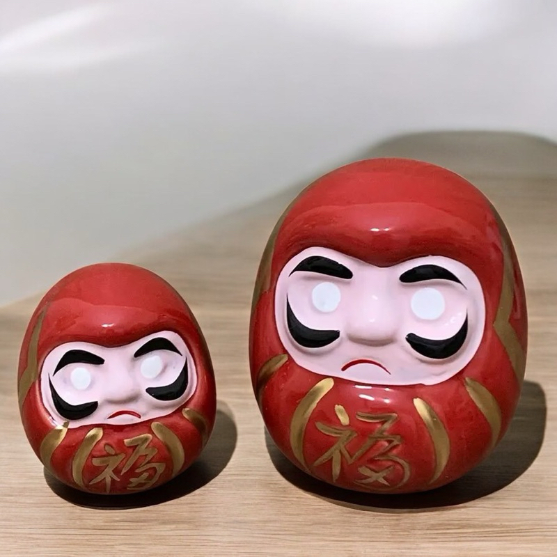 Boneco Daruma Porcelana Presente Buda Amuleto Da Sorte  Cor Vermelho