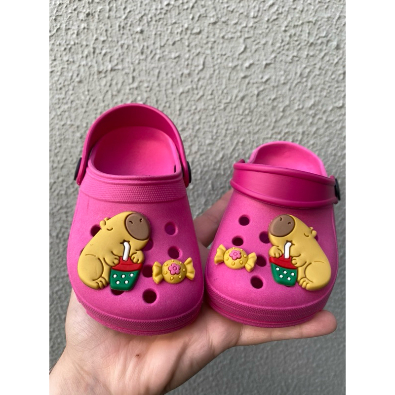 Sandália Infantil Menina Babuche Capivara Milkshake e Bombom Delicado em Oferta na Shopee