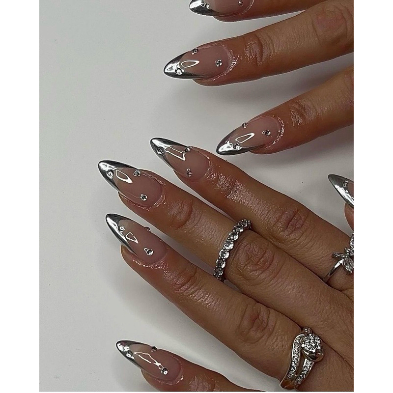 Postiça realista cromada metalizada prata decorada pronta para aplicação em Oferta na Shopee