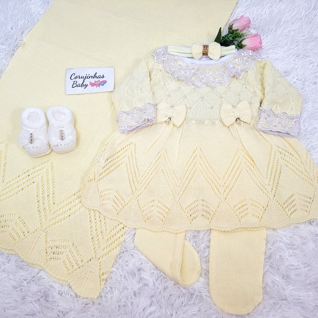 Saída de maternidade Amarela pérolas de menina em tricô / tricot com vestido luxo feminina