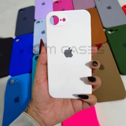 (Lançamento) Capa iPhone 16e Proteção Câmera Silicone Aveludado com Proteção de Câmera Ou Cover