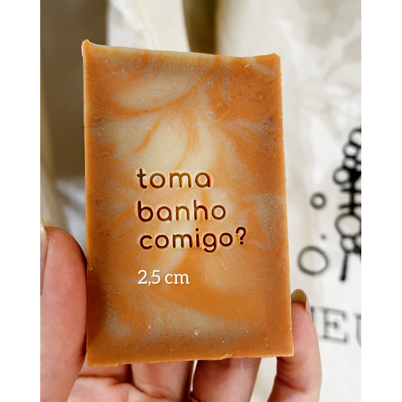 Carimbo de acrílico “toma banho comigo ?” em Oferta na Shopee