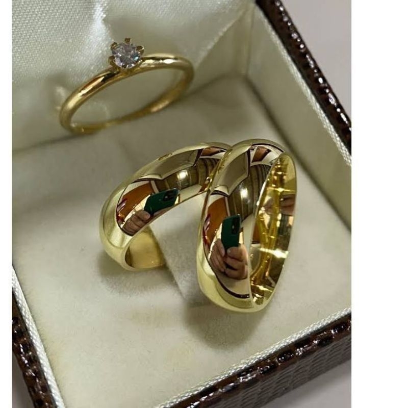 PAR ALIANÇAS BANHADA A OURO 18K SOLITÁRIO E CAIXINHA CASAMENTO NOIVADO
