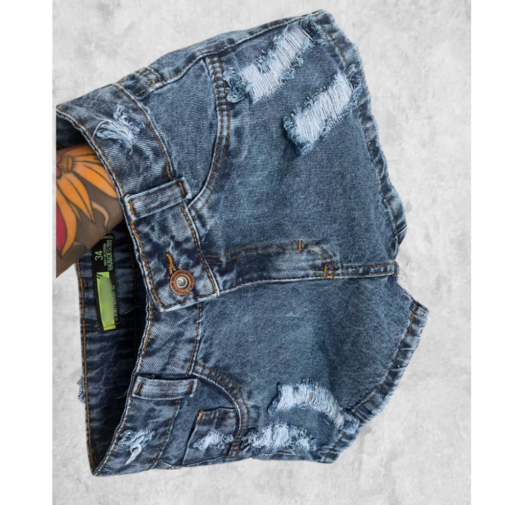 Short Jeans Feminino Barra tipo bermudinha Destroyed Cintura Alta Empina Bumbum em Oferta na Shopee