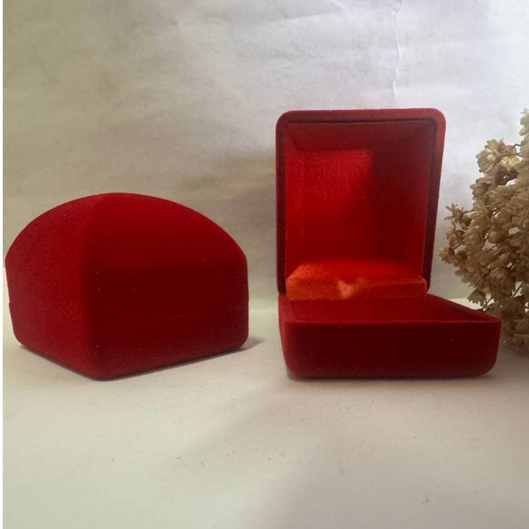 Caixinha Estojo de Veludo Tradicional 2 fendas para Alianças, Anel, Colares 1 Unidade em Oferta na Shopee