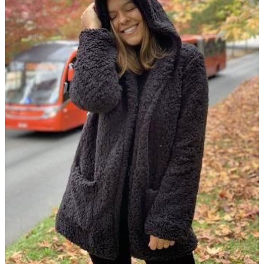 Jaqueta Casaco Max Teddy Sobretudo Feminino Com Capuz e Bolsos Inverno Peluciado Com Forro Quentinho