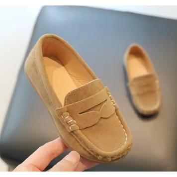 Menino sapato de couro moda cor sólida versátil criança, único sapatos respirável antiderrapante crianças mocassin