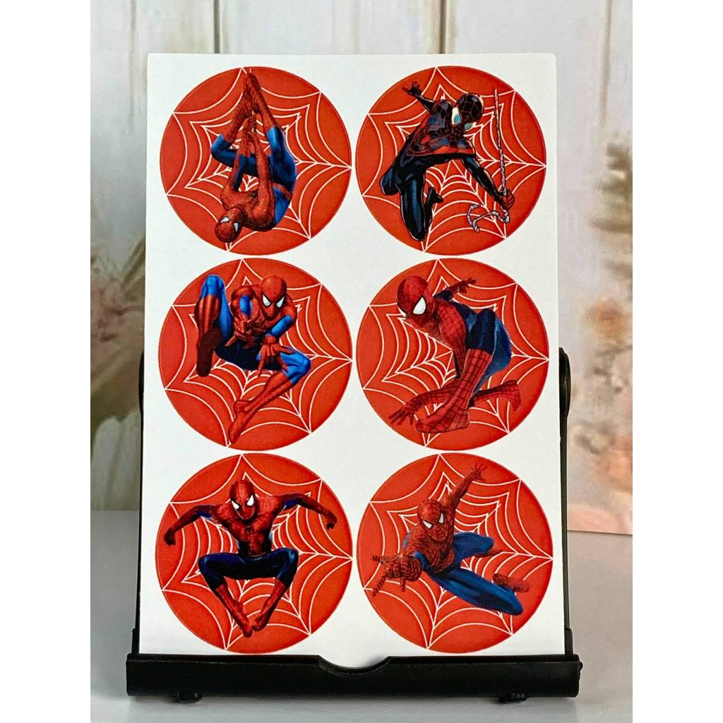 Adesivo cortado, tema Homem Aranha 4,5cm contendo 5 cartelas totalizando 30 unidades