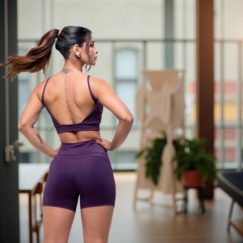 Conjunto Feminino Fitness Academia Short e Top Garantia ZERO TRANSPARÊNCIA, Crossfit, Musculação, Corrida, Pilates.