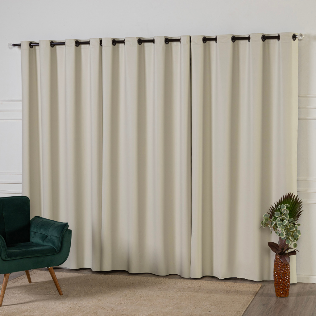 Cortina de PVC Blackout 4,20m x 2,40m Corta Luz em Oferta na Shopee