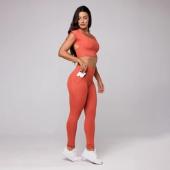 Conjunto Academia Fitness Feminino Top Decote Quadrado e Legging Com Bolso Treino Coleção Essential