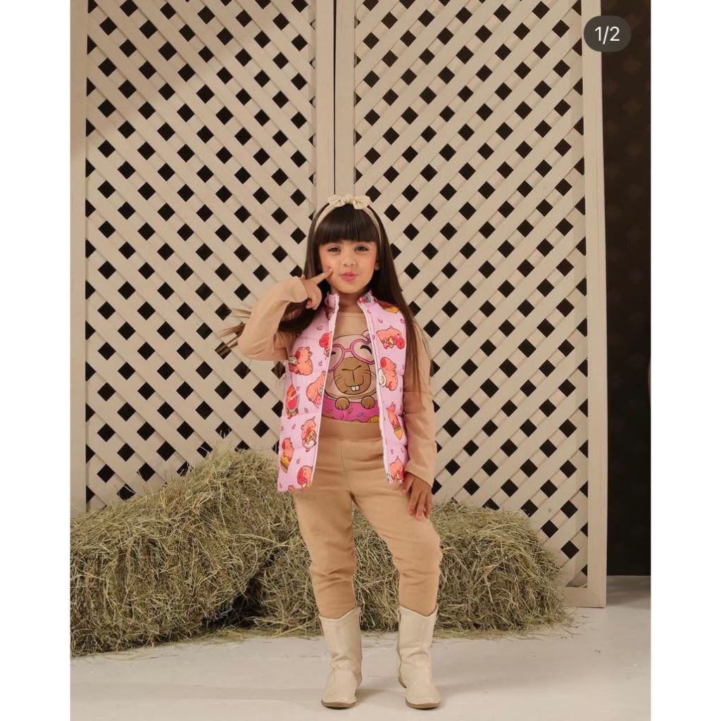 Conjunto Inverno Estampa Capivara Blusa Manga Longa Colete Calça Moletom Flanelada Menina 2 á 8 Anos