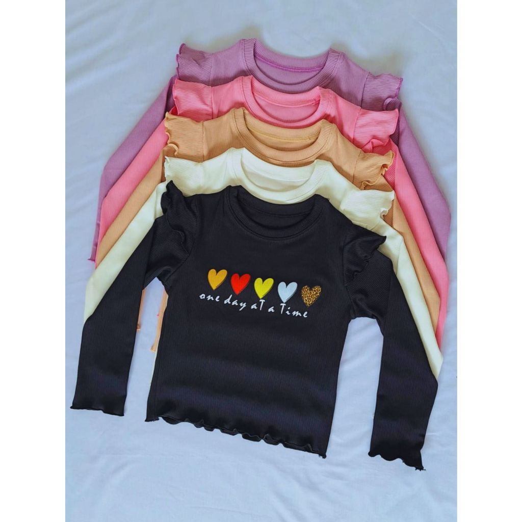 Blusa Infantil Canelada 5 Corações Manga Longa Meia Estação DTF03