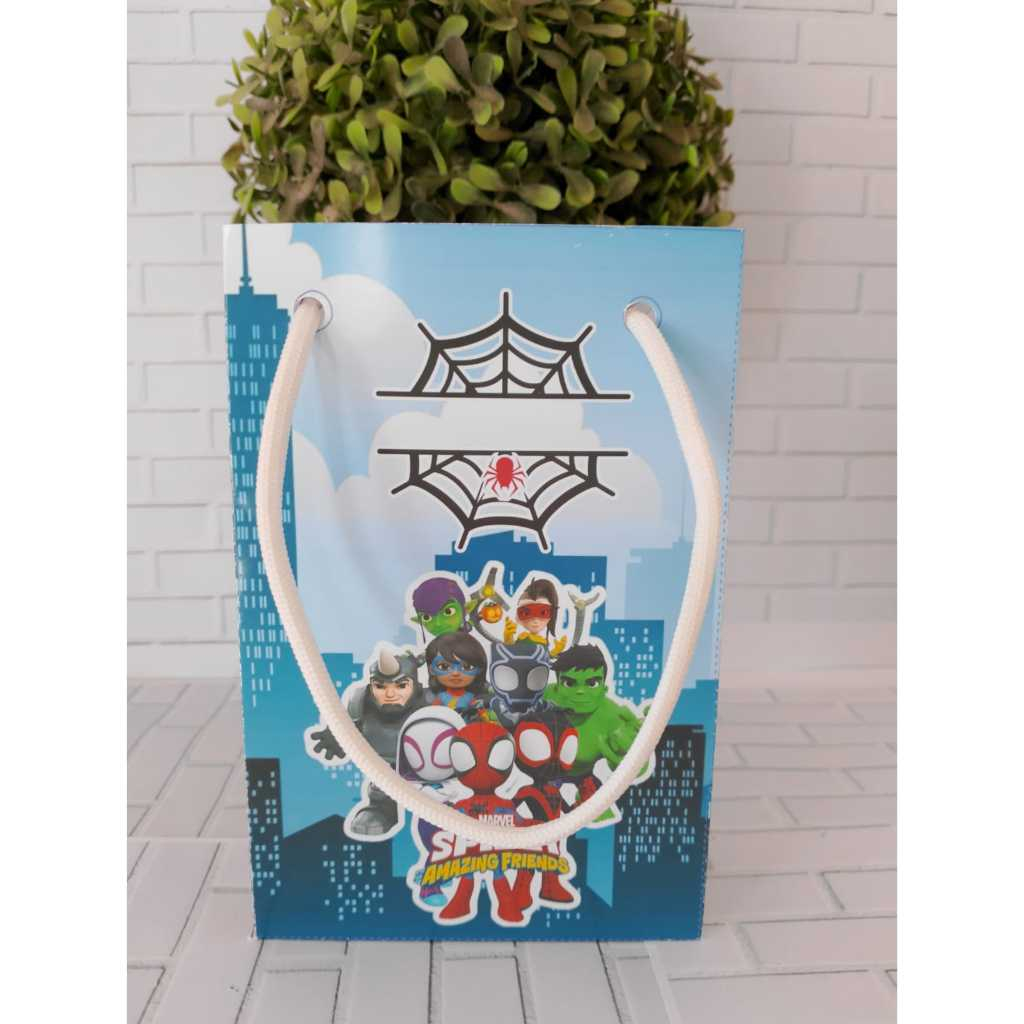 PEGUE E MONTE - SACOLINHA SURPRESA PERSONALIZADA PARA LEMBRANCINHA DE ANIVERSÁRIO TEMA  HOMEM ARANHA E SEUS AMIGOS