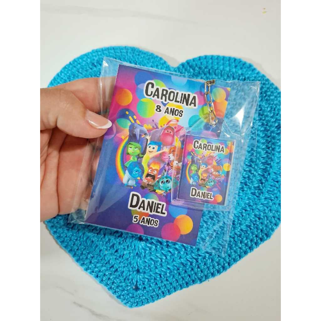 Kit 10/20/30 Bloquinhos personalizados com chaveiro - Divertidamente - Lembrancinha de aniversário/ festa infantil