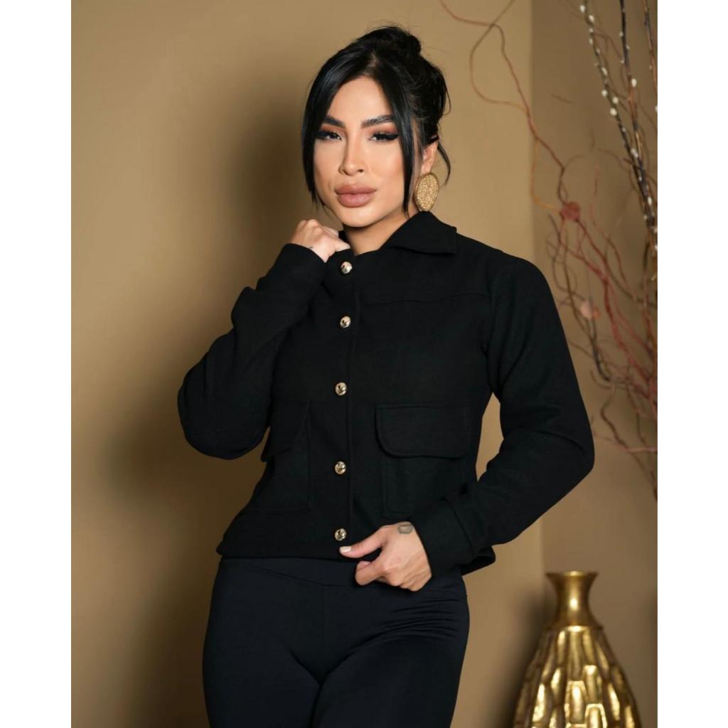 Jaqueta Casaquinho Feminino Curto Lã batida com bolso detalhes em botão outono inverno