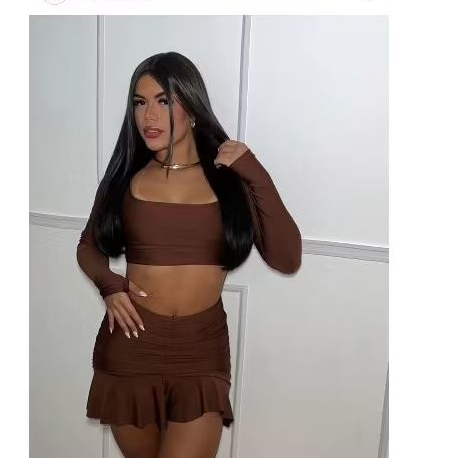 conjunto Thais croped de manga comprida e saia babado