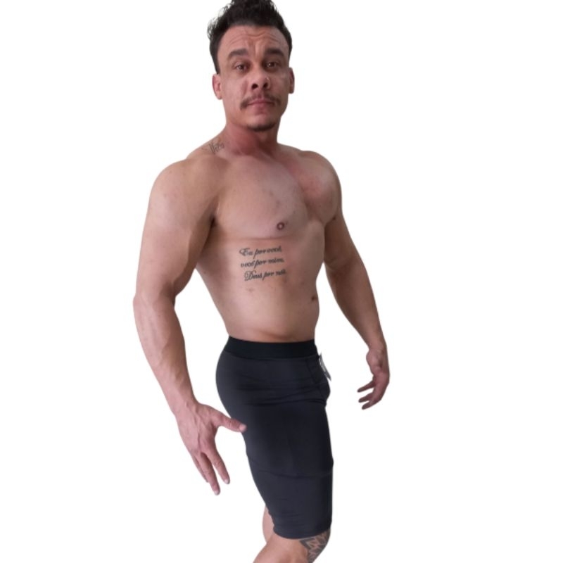 Bermuda Compressão Masculino Short Corrida Academia Jiu-jitsu Boxe Muay Thai Treino Musculação UV50