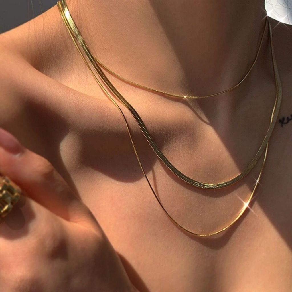 Novo colar de osso de cobra de aço titânio 18K multicamadas mais vendido, feminino, europeu e americano, personalidade d