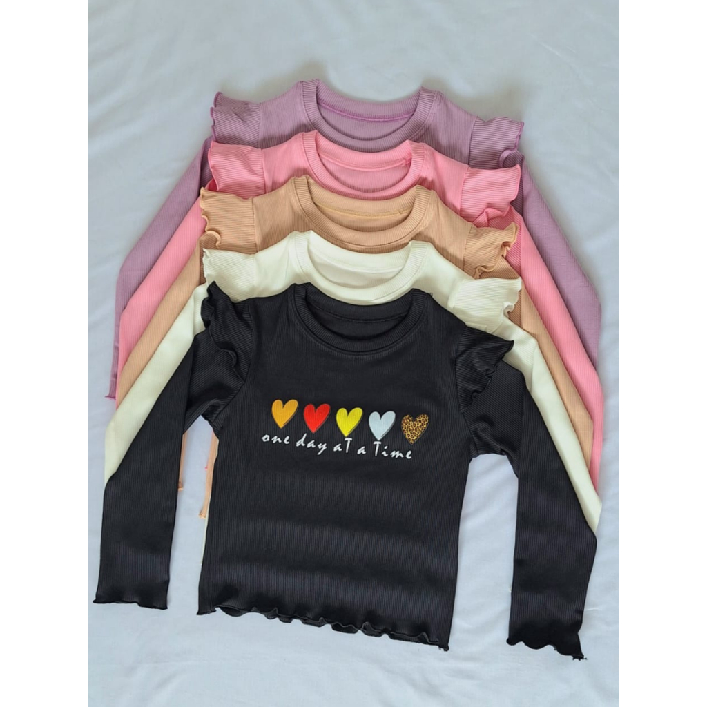 Blusa Infantil Canelada 5 Corações Manga Longa Meia Estação DTF03
