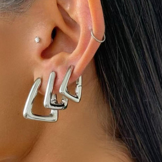 Conjunto de 3 brincos triangulares femininos em prata 925 e banhados a ouro 18k