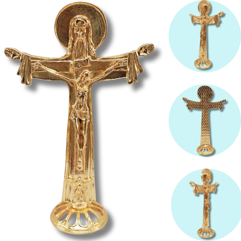 Crucifixo Mesa Cristo Redentor e Jesus no Centro Feito de Metal Cor Dourado Peça Única e Exclusiva