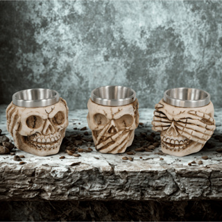 Copo Shot Chopp Inox Medieval Caveira Presente Cega, Surda e Muda 60ml Presente Decorativo em Oferta na Shopee