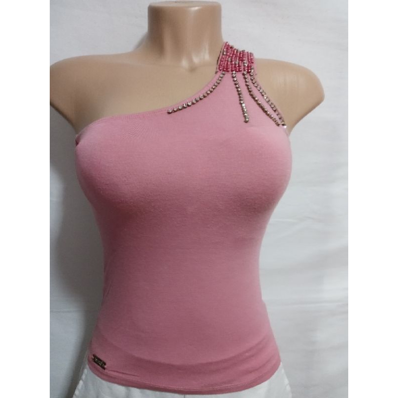 BLUSA FEMININA UMA ALÇA BORDADA EM PEDRARIAS COM ELASTANO